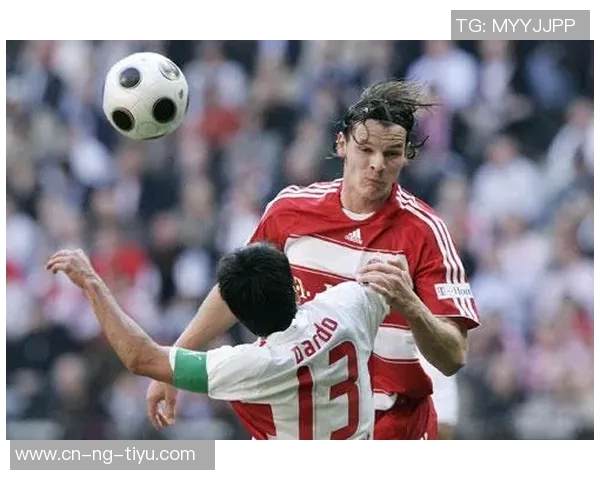 范比滕称赞拜仁阵容实力强大德甲冠军几乎在握