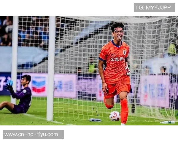 李小恒若持续进步或将在泰山队中发挥更关键作用 李小恒若持续进步或将在泰山队中发挥更关键作用