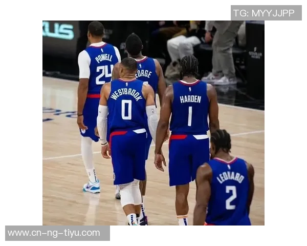 湖人战绩回暖勇士紧随其后快船苦战难改今夜可安心入眠