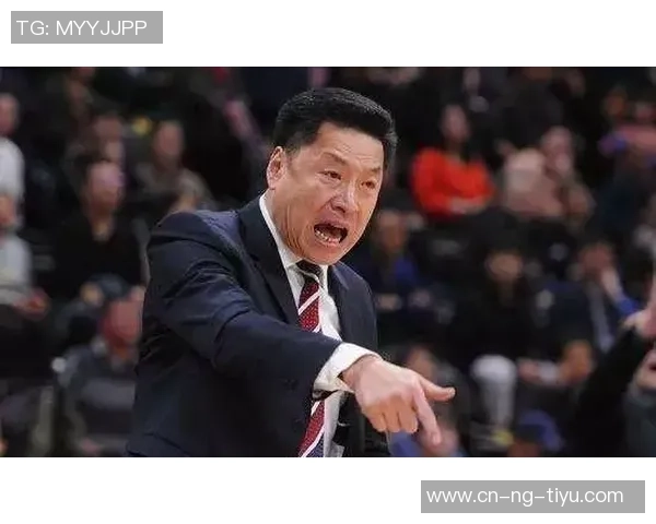 比赛悬念全无最后一分钟登哥也忍不住打瞌睡我真想下班了